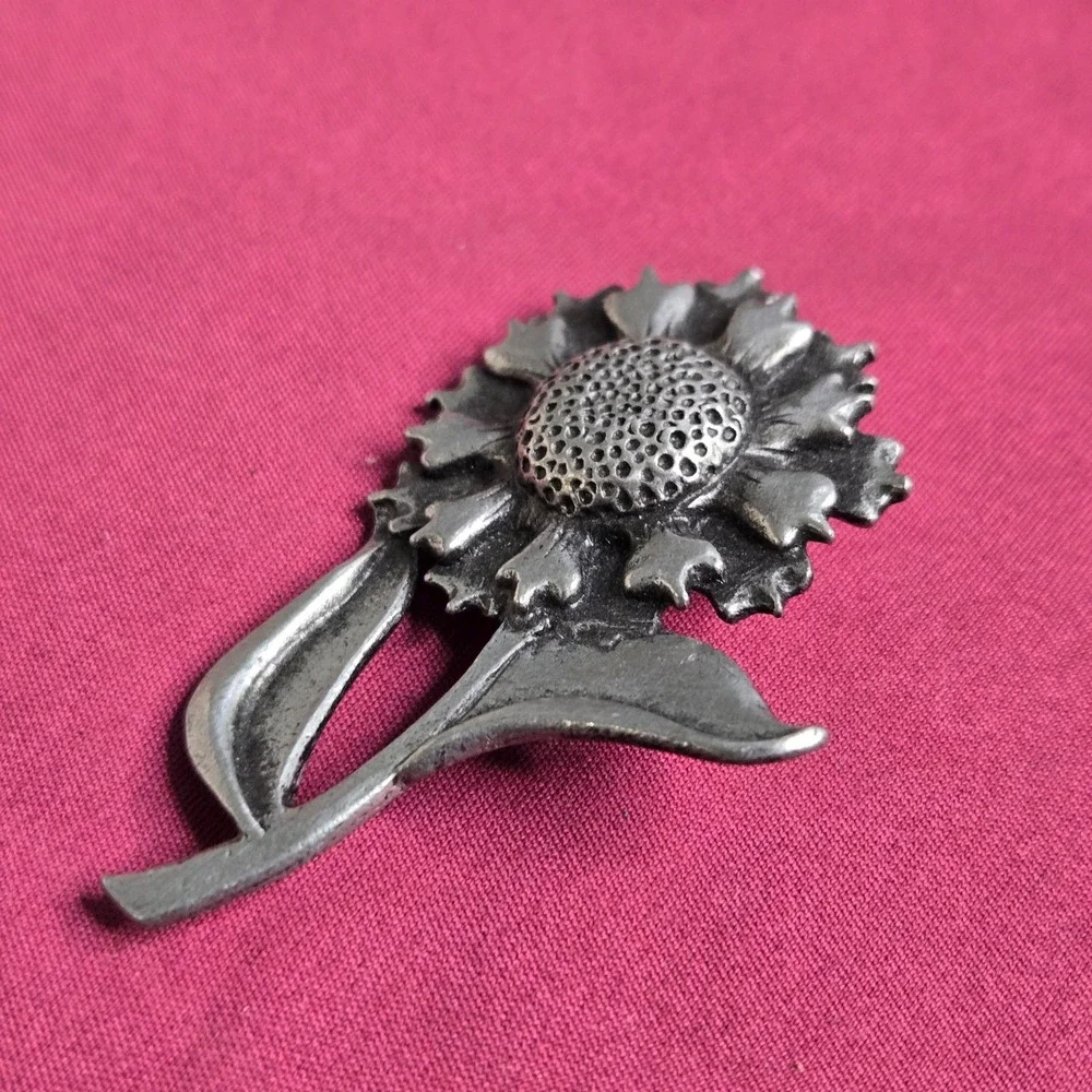 Vintage Metzke Sunflower Brooch Pin Pewter Matte Silver Floral Signed 2.25